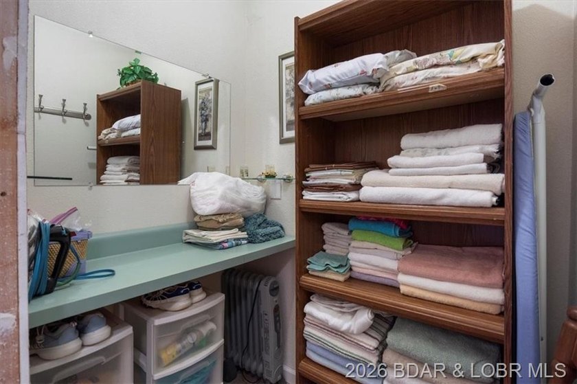 Vacation or Full Time Home. Well taken care of 3 Bedroom 2 Bath - photo 16