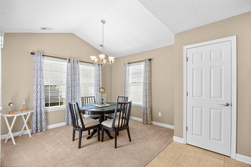 Welcome to your new home located in the desirable Intracoastal - photo 17