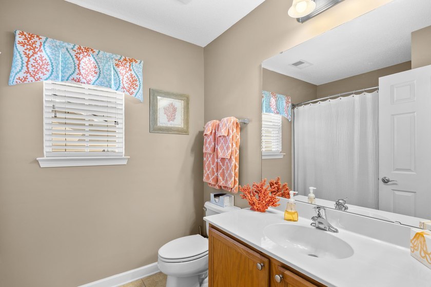 Welcome to your new home located in the desirable Intracoastal - photo 27