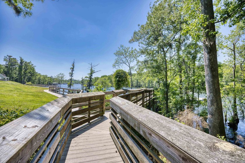 Welcome to your new home located in the desirable Intracoastal - photo 50