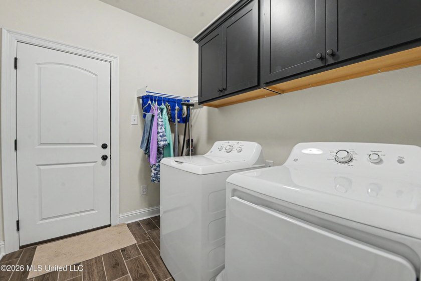 This beautiful home in the Shieldsboro community offers a - photo 24