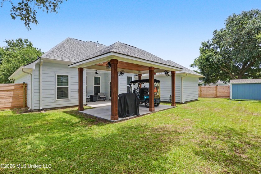 This beautiful home in the Shieldsboro community offers a - photo 28