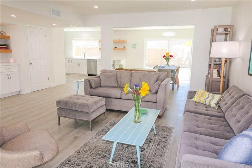 Resort style living in Huntington Beach. This completely - photo 9