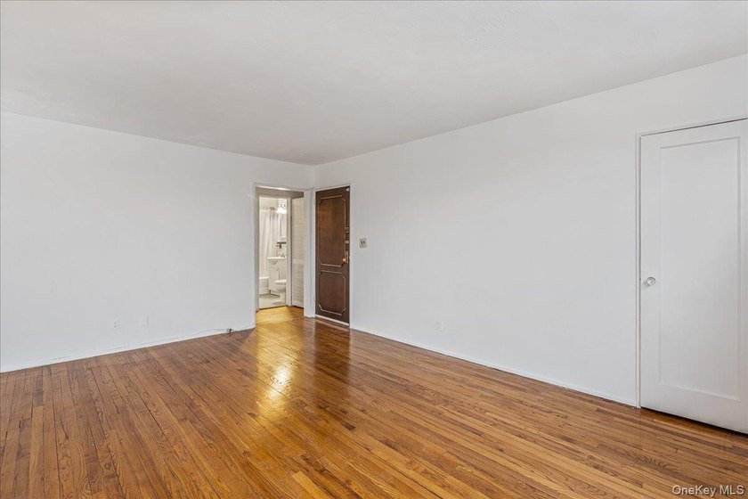 Welcome to this charming 1 bedroom, 1 bath co-op offering - photo 5