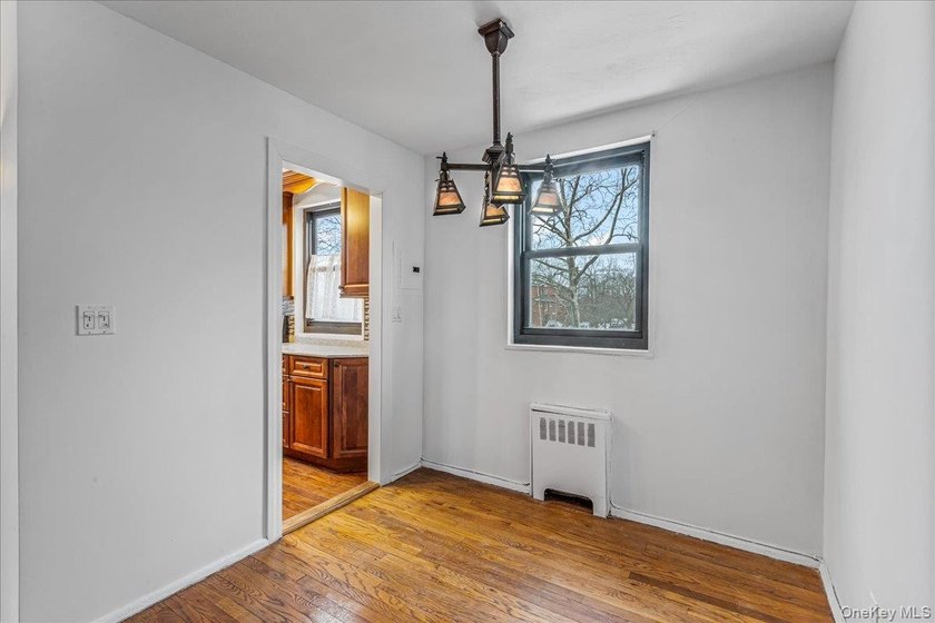 Welcome to this charming 1 bedroom, 1 bath co-op offering - photo 7