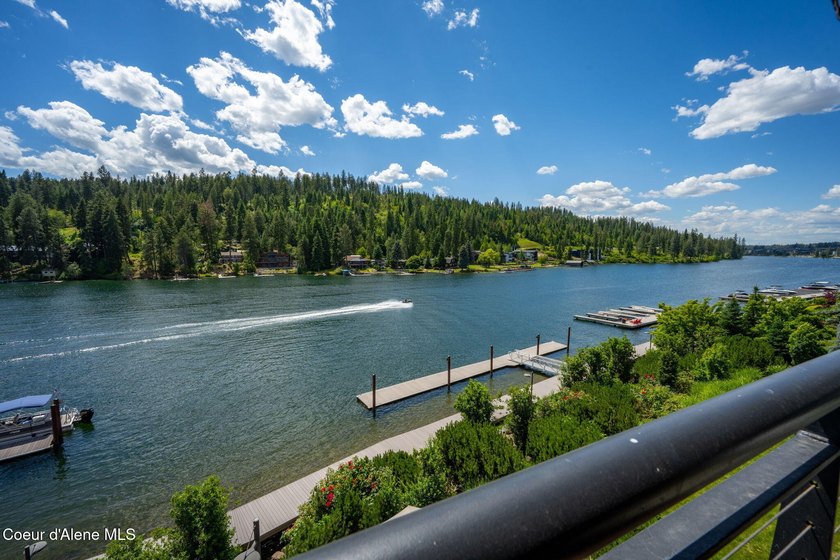 Experience elevated waterfront living in one of Coeur'd'Alene's - photo 50