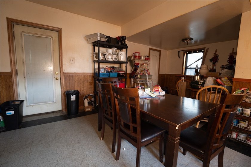 Welcome to a home where space, comfort, and everyday living come - photo 13