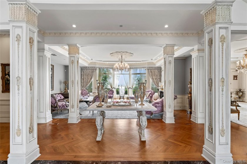 KINGS POINT | WATERVIEW. Set on over an acre of beautifully - photo 6