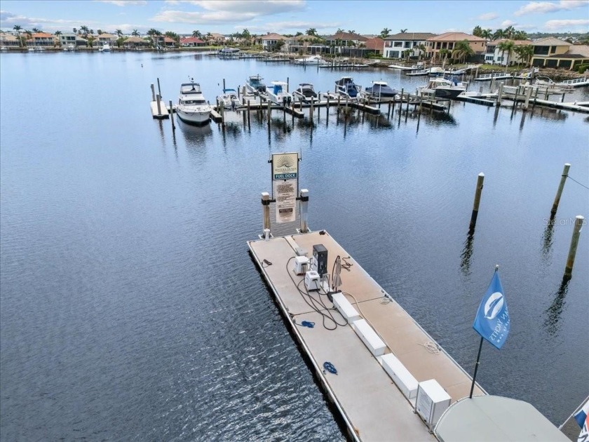 Own your piece of paradise with this premium deep-water boat - photo 10