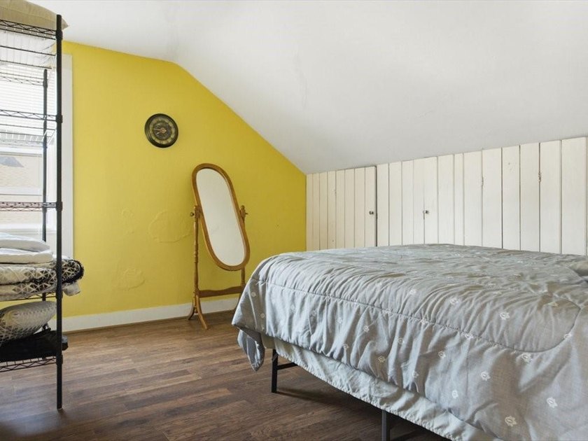 Lovingly maintained by the same owner for the past 30 years - photo 26