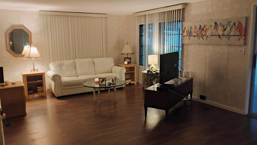 Charming 2-bedroom, 2-bath manufactured home located in a - photo 2