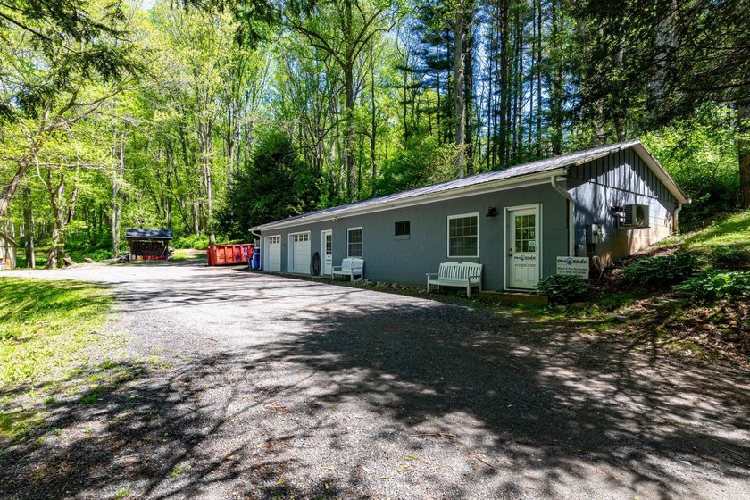 Paradise Awaits!!! 23 Acres of nature, tranquility and peace in - photo 34