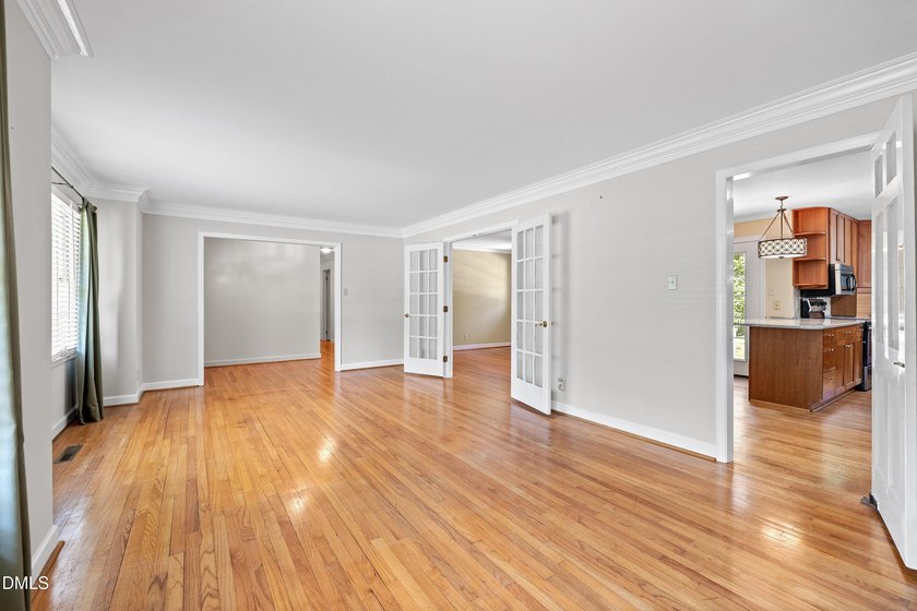 This well-loved ranch offers timeless charm, solid construction - photo 7