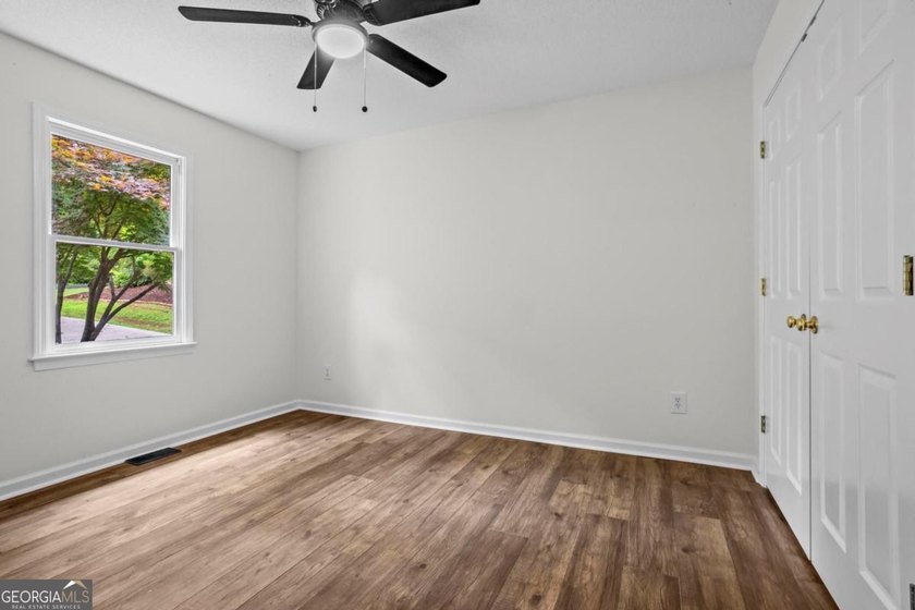 Welcome to 410 Arliss Drive - a beautifully renovated 3 bedroom - photo 25