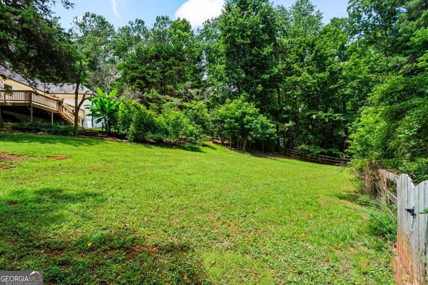 Welcome to 410 Arliss Drive - a beautifully renovated 3 bedroom - photo 31