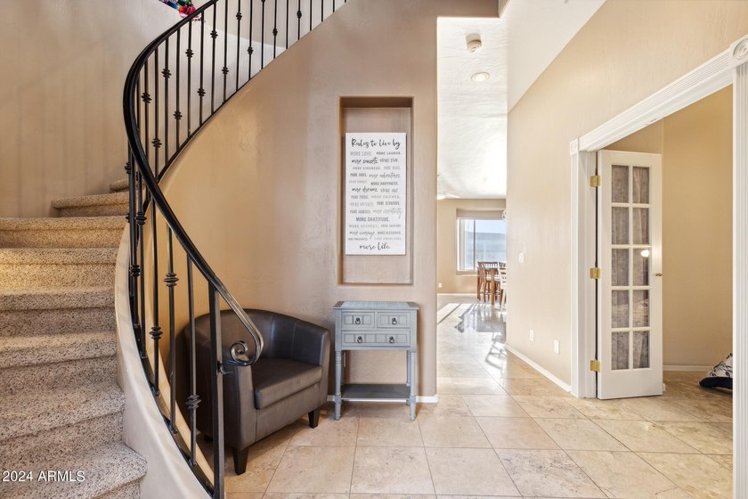 PREMIUM FURNISHED !! WATERFRONT W/EXPANSIVE LAKESIDE VIEWS! This - photo 11