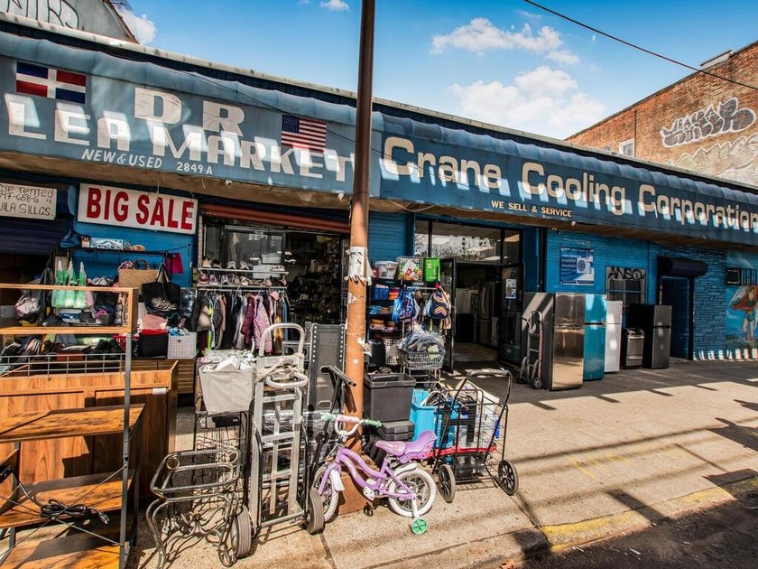 Massive Opportunity to own over 6,628 of retail space in the - photo 20
