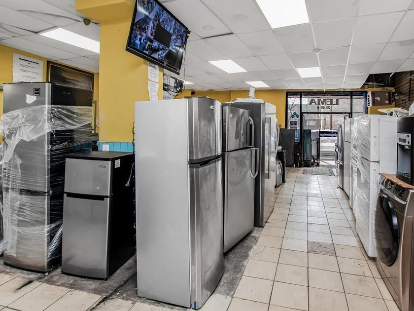 Massive Opportunity to own over 6,628 of retail space in the - photo 22
