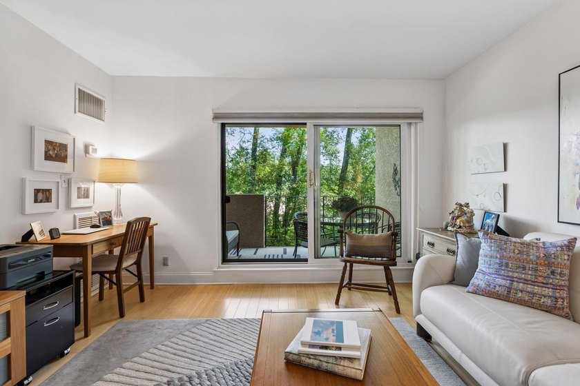 Welcome to Edina's best kept secret! Fountain Woods is like a - photo 11