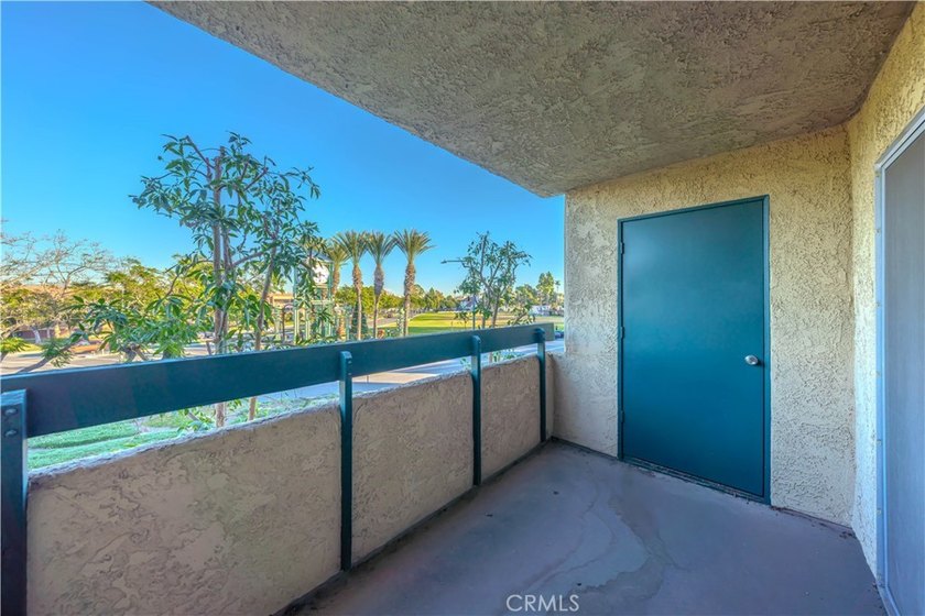 Welcome to this delightful 2-bedroom, 2-bathroom home, gated and - photo 9