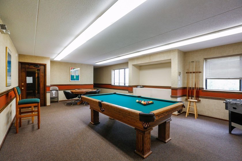 Welcome to Edina's best kept secret! Fountain Woods is like a - photo 30