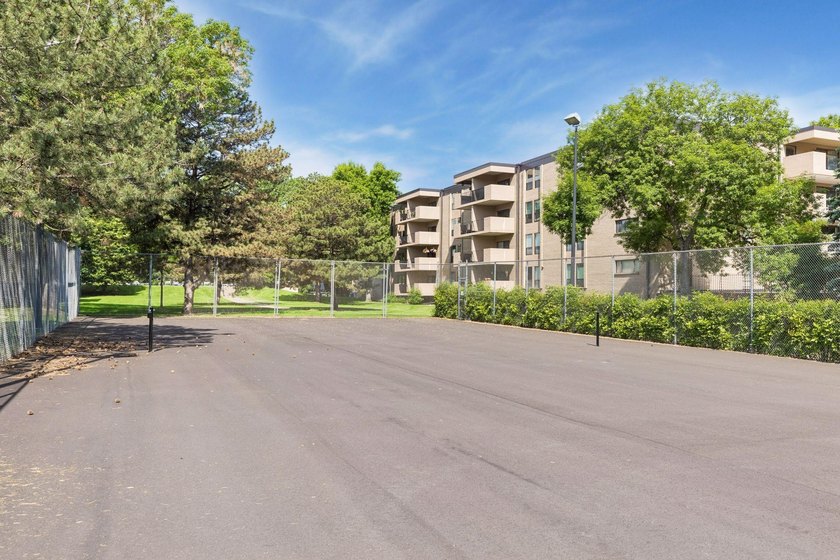 Welcome to Edina's best kept secret! Fountain Woods is like a - photo 39