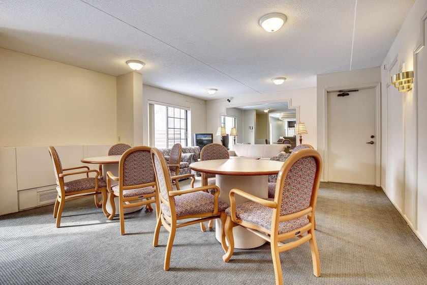 Welcome to Edina's best kept secret! Fountain Woods is like a - photo 43