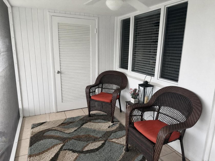 LOCATED IN THIS 55 PLUS COMMUNITY OF SHORE CLUB. THIS TURNKEY 2 - photo 2
