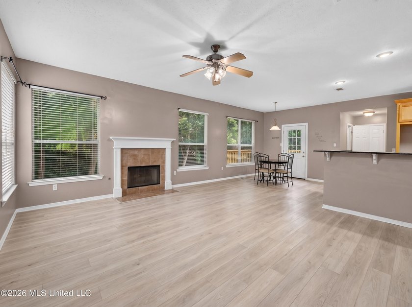 Welcome to 874 Ellington Drive in the highly desirable Popps - photo 19