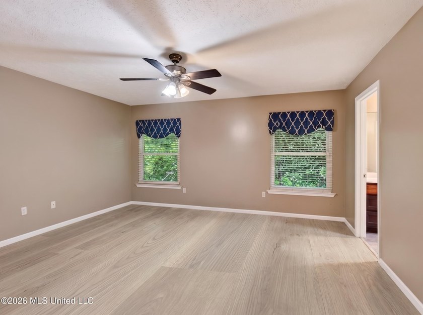 Welcome to 874 Ellington Drive in the highly desirable Popps - photo 22