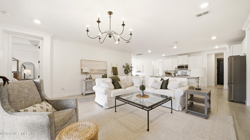 Experience luxury living in the exclusive gated golf and resort - photo 25