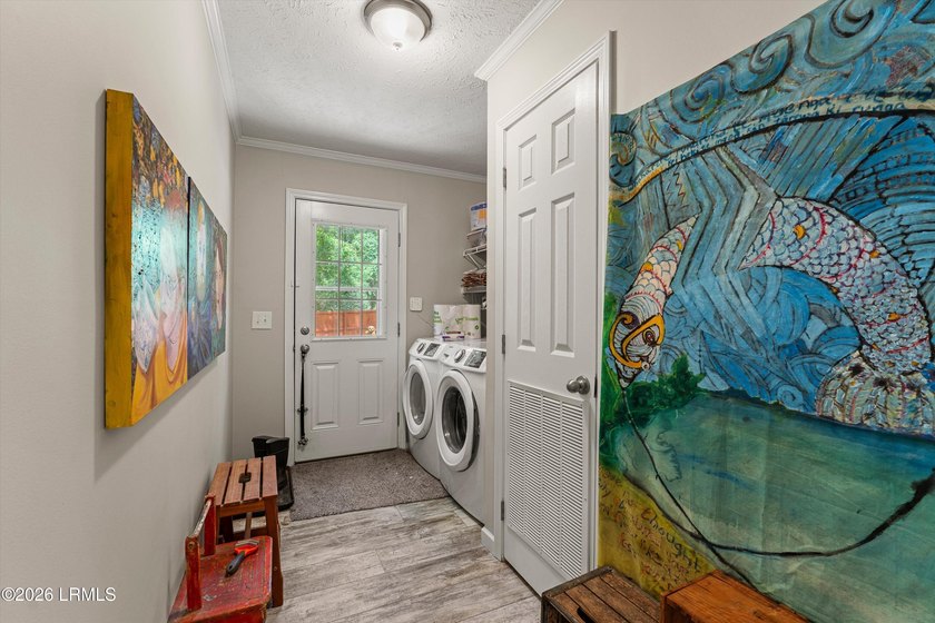 Experience the versatility of this unique Lady's Island property - photo 13