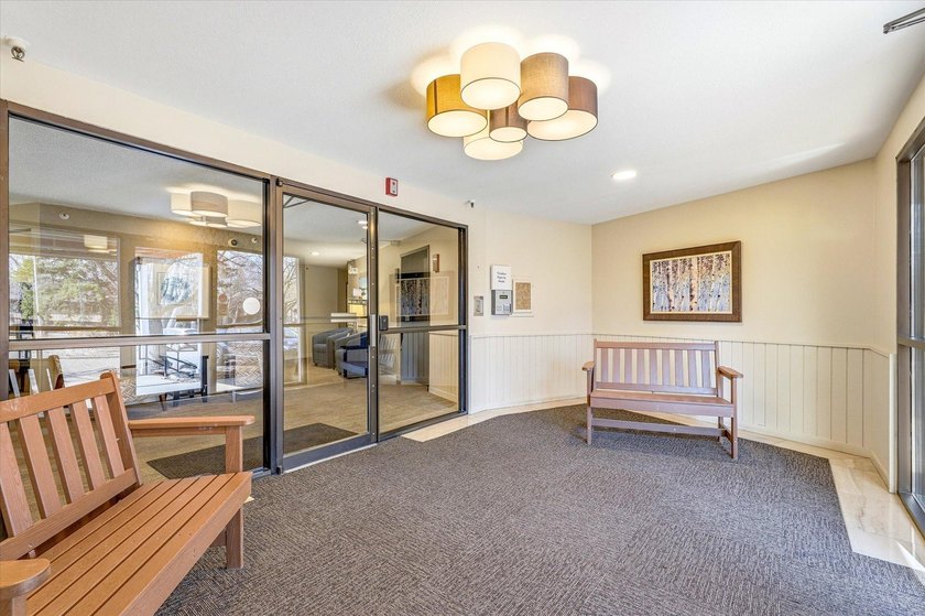 Easy Living Starts Here! Imagine coming home to a beautifully - photo 17
