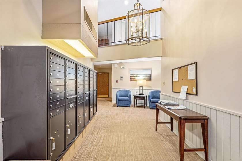 Easy Living Starts Here! Imagine coming home to a beautifully - photo 19