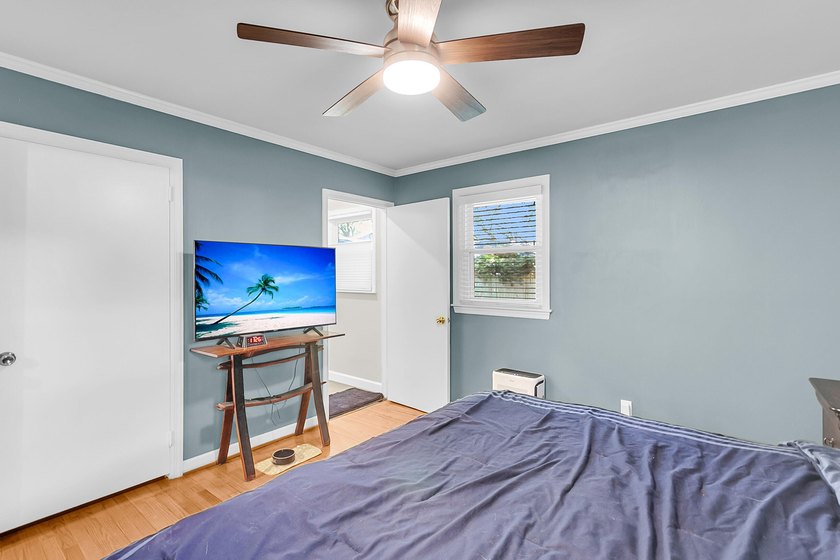 Enjoy a Wonderful Northbridge Terrace location with lots of - photo 31
