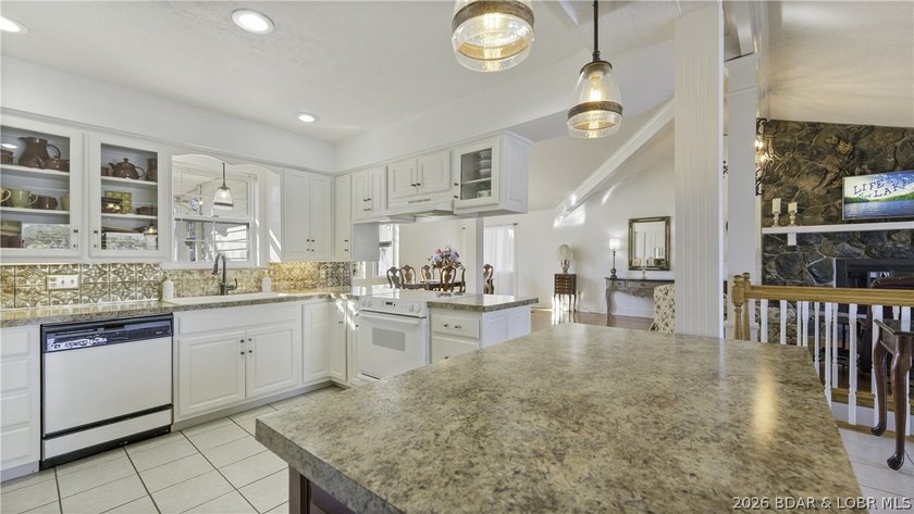 Darling lakefront GEM, cherished by one family for years is now - photo 17