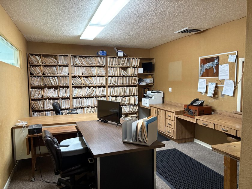 2,100 sq ft free standing medical office building. Ideal for a - photo 21
