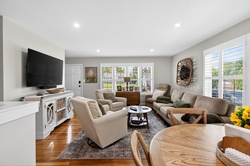 Welcome to this charming 4 bedroom 2 bath house in the heart of - photo 6
