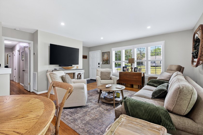 Welcome to this charming 4 bedroom 2 bath house in the heart of - photo 7