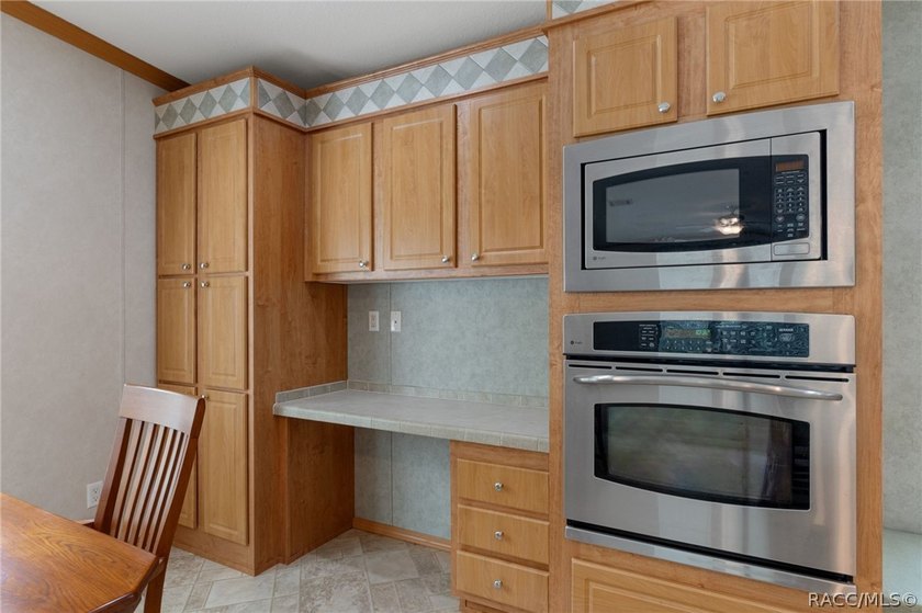 This home offers 2356 sq ft of living area! Situated on .46 acre - photo 20