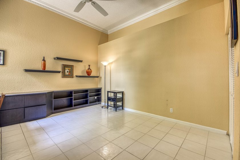Welcome to 4557 Barclay Fair Way, a beautifully maintained - photo 23