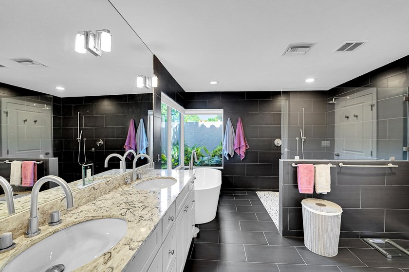 Welcome to this gorgeous one-story home featuring 3 bedrooms 3 - photo 52