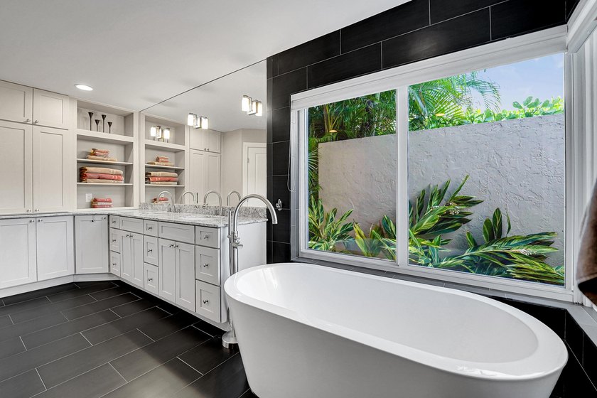 Welcome to this gorgeous one-story home featuring 3 bedrooms 3 - photo 55