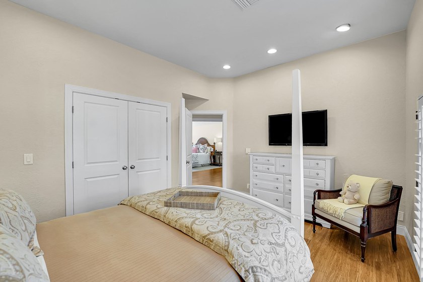 Welcome to this gorgeous one-story home featuring 3 bedrooms 3 - photo 59