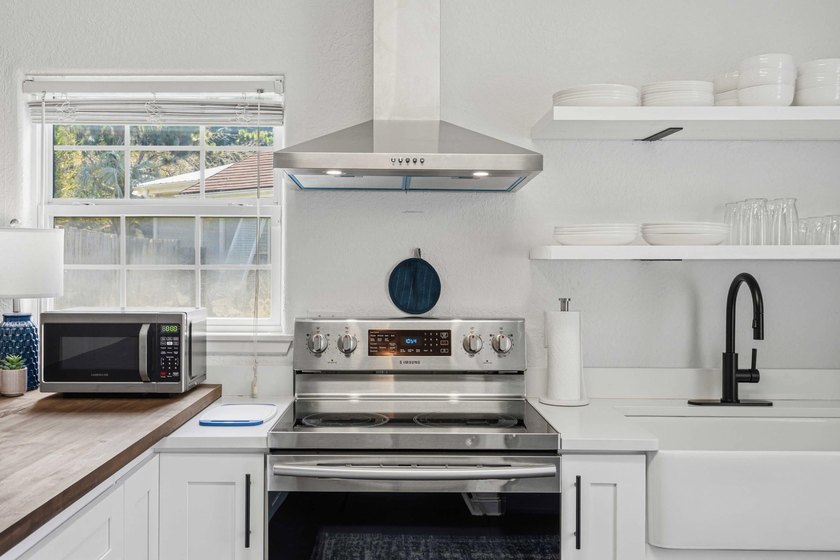 Recently updated Miramar Beach home on a cul-de-sac with a - photo 13