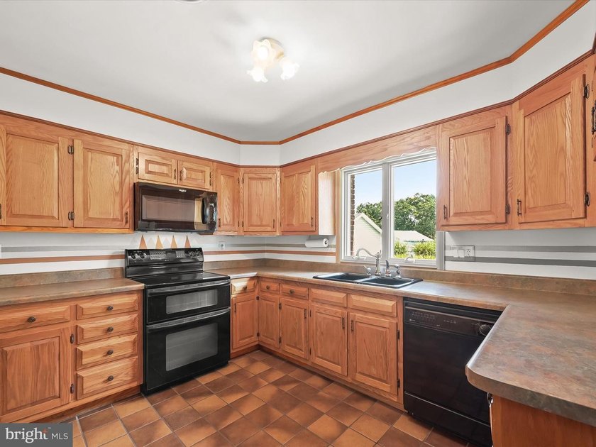Discover the rare opportunity to own this exceptional six - photo 15