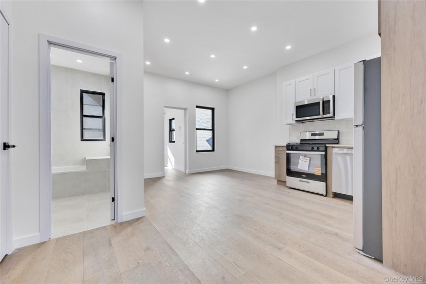 This Magnificent Legal 2 family home will give you the comfort - photo 21