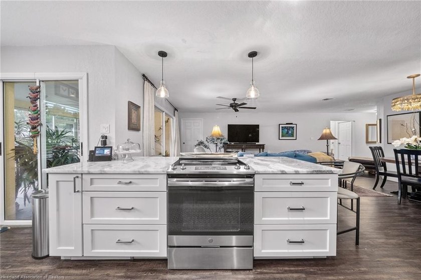 Rare Waterfront Opportunity Tastefully updated canal-front - photo 16