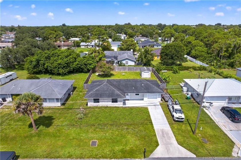 Welcome to the highly desirable Indian River Estates! This - photo 25