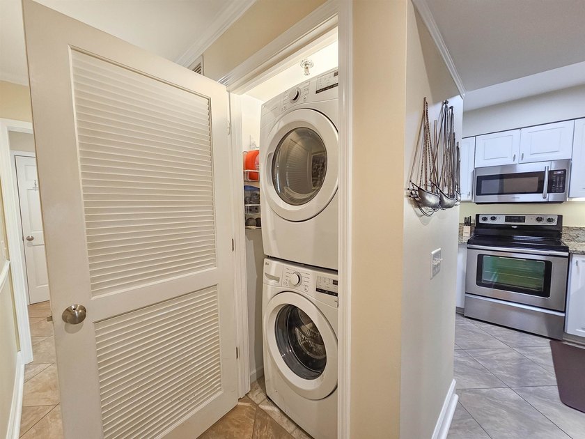 *Quaint gem of a property*. 104 Laurel Court is a special - photo 25